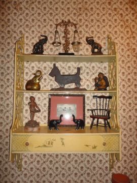 1 of 2 Chinoiserie Bracket Shelves